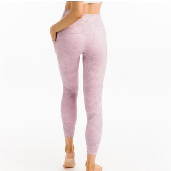 Zyia Pink Digital Granite Pocket Light N Tight Hi-Rise 7/8 Leggings Size 6 - Picture 8 of 12